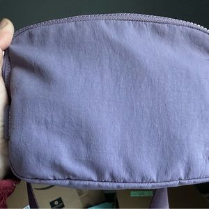 Lululemon 2L belt bag Violet Ash GUC